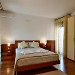 Amaranda فندق مبيت وإفطار 4*